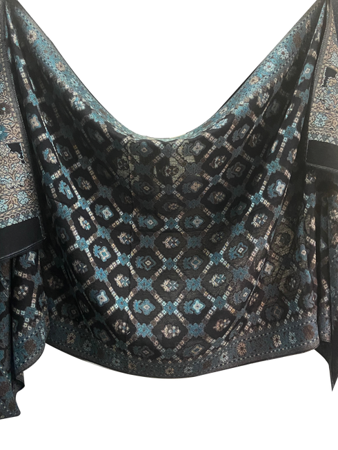 Pashmina Kani - Cosmic-Saphire