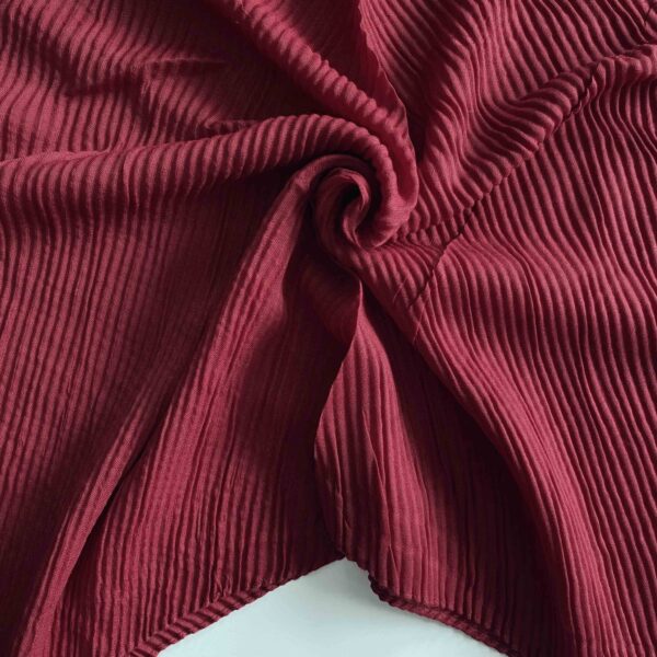 Crumpled Lawn Hijab - Light Maroon